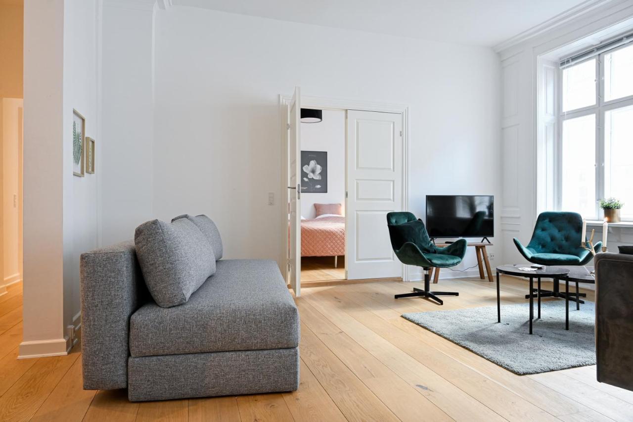 Sanders Arrow - Chic Three-Bedroom Apartment In The Middle Of København Ngoại thất bức ảnh