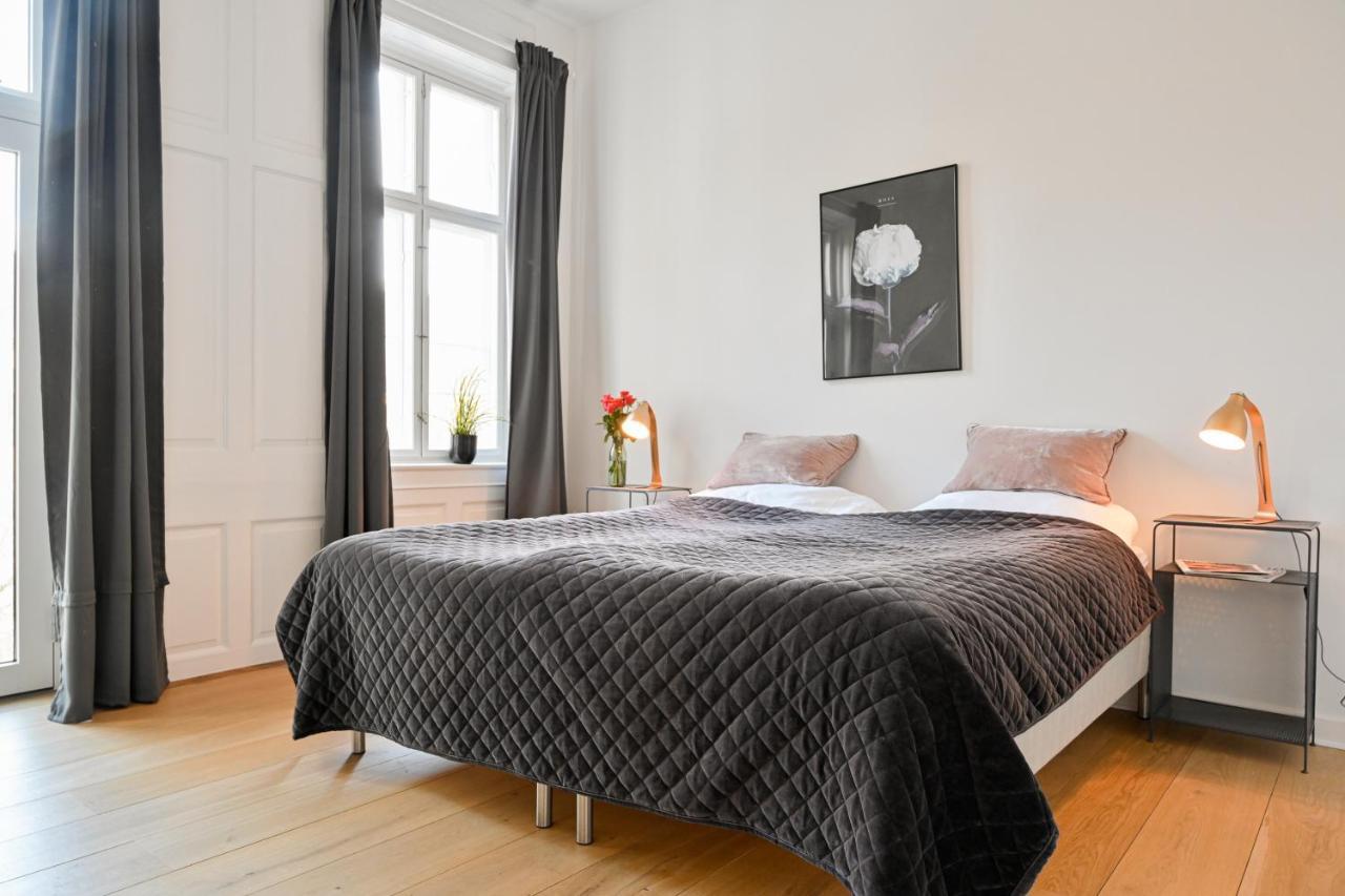 Sanders Arrow - Chic Three-Bedroom Apartment In The Middle Of København Ngoại thất bức ảnh